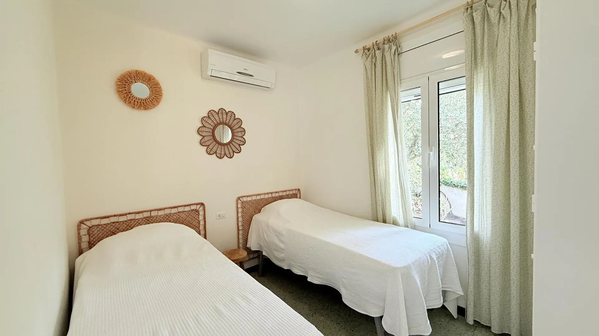 Villa Orense 5 Palau Saverdera