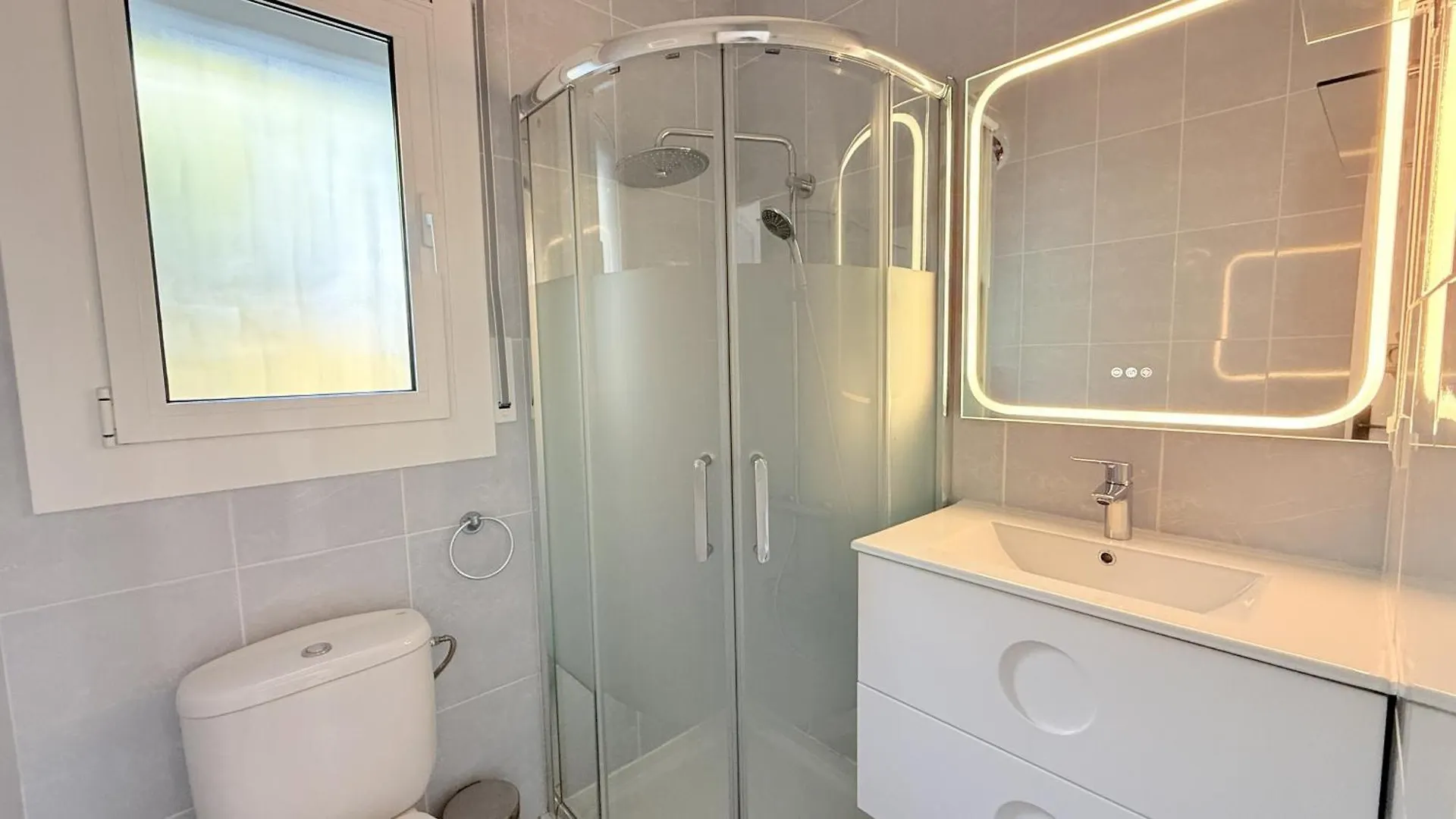 Villa Orense 5 パラウ・サベルデラ スペイン